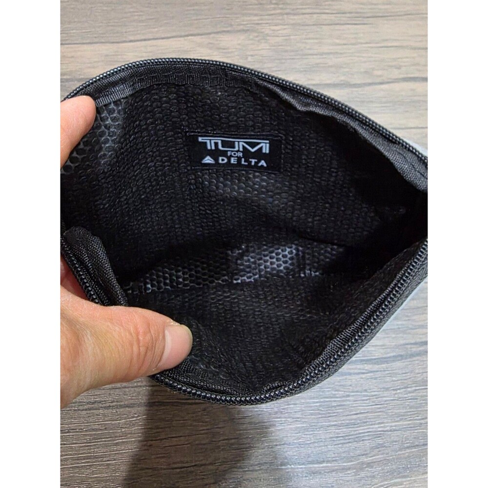 Tumi For Delta Travel Zip Pouch Case Gray Charcoal Toiletry Organizer Cosmetic - Picture 4 of 5
